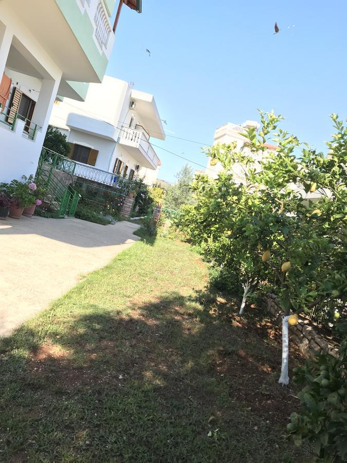 Villa Roku 사밀 외부 사진
